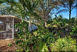 421 Riviera St, Venice, FL 34285