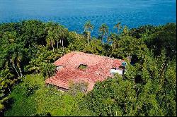 Exclusive land on Ilha da Gipóia with paradise beaches