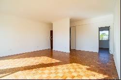 Flat, 4 bedrooms, for Sale