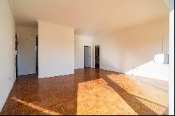 Flat, 4 bedrooms, for Sale