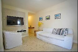 Flat in Ipanema with partial sea view and full amenities