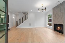 Stunning New Construction Townhome Near Midtown!