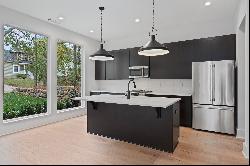 Stunning New Construction Townhome Near Midtown!