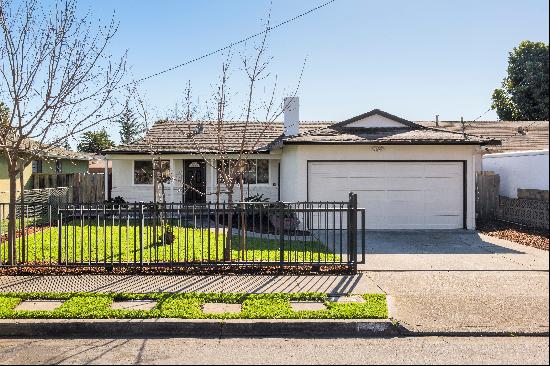 Light-Filled East Palo Alto Home