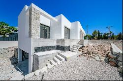 Exquisite Newly Built Villa with Stunning Sea Views in Calpe, Al, Calpe 03710