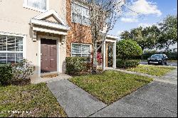 8105 Summergate Court, Jacksonville FL 32256