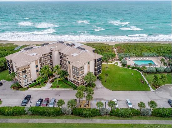 2641 NE Ocean Boulevard Unit 405, Stuart FL 34996