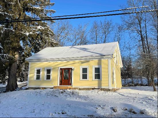 64 Nottingham Road, Raymond NH 03070