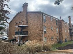 10381 Oxford Hill Drive Unit 24, St Louis MO 63146