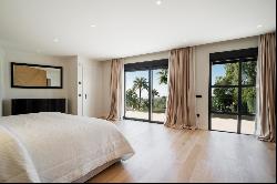 Exquisitely presented villa with sea and mountain views in Nagüe, Marbella 29602