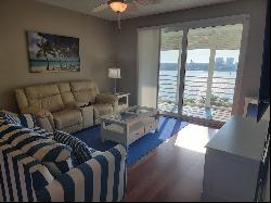 7872 Sailboat Key Boulevard S #405, South Pasadena FL 33707