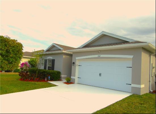 5317 Oakland Lake Circle, Fort Pierce FL 34951