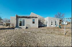 510 Calle De La Angel, Bernalillo NM 87004