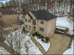 365 Steeplechase Drive, Cranberry Twp PA 16066