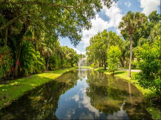 2180 Pine Creek Boulevard Unit 102, Vero Beach FL 32966