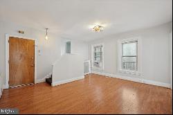 188 Green Lane Unit 2, Philadelphia PA 19127