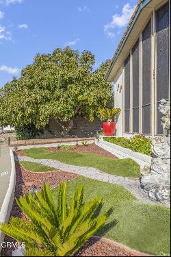 36 Poinsettia Gardens Drive, Ventura CA 93004