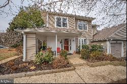 353 Radford Court, Glen Mills PA 19342