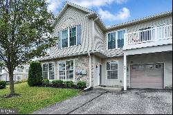 1402 S Marshview Road Unit 1402, Stewartstown PA 17363