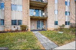 5113 Crossfield Court Unit 3, Rockville MD 20852