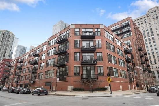 333 W HUBBARD Street #604, Chicago IL 60654