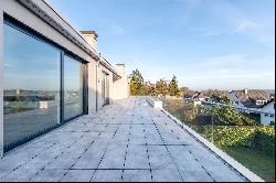 LIGHT-FLOODED PENTHOUSE  DIRECTLY AT THE SCHELLENBERG FOREST