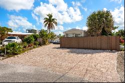 1404 Suffolk Circle, Key Largo