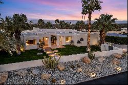 Stunning Property Amidst Spectacular Views in Thunderbird Heights