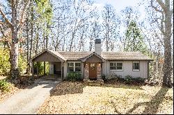 Beautifully Renovated Home Near Heart of Downtown Blue Ridge