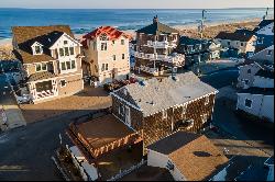 Ideally Situated Chadwick Beach Oceanside Colonial