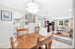 7 Colonial Village Dr,Arlington, MA, 02474