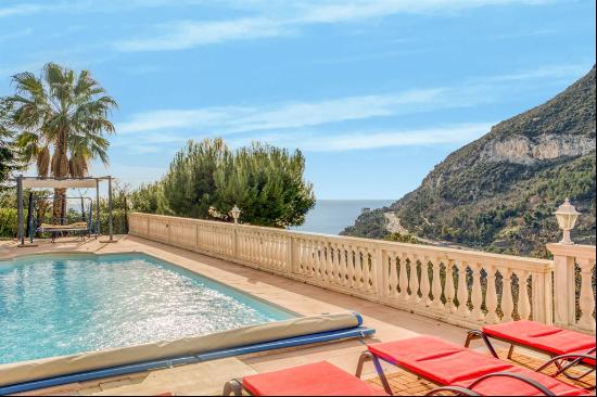 VILLA/HOUSE ROQUEBRUNE CAP MARTIN