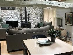 ITXASSOU, OLD SHEEPFOLD COMPLETELY RENOVATED ON AN ENCLOSED PLOT OF 2,153 M²