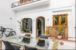 Historic luxury townhouse with roof terrace for sale in Sitges.