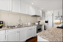 Exquisite Luxury Living at 1170 Sacramento Street, #6D