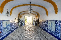 Apartment with views of the Triana Bridge, the Cathedral, and the Torre del Oro