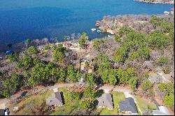 Great Waterview Home Near Lake Palestine in Quiet Neighborhood