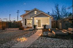  Beautifully updated bungalow