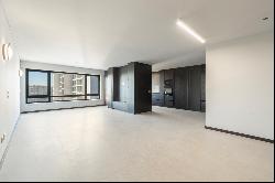 Flat, 4 bedrooms, for Sale