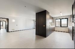 Flat, 4 bedrooms, for Sale