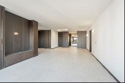 Flat, 4 bedrooms, for Sale