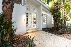 5671 Banyan Trl,Coral Gables, FL, 33156