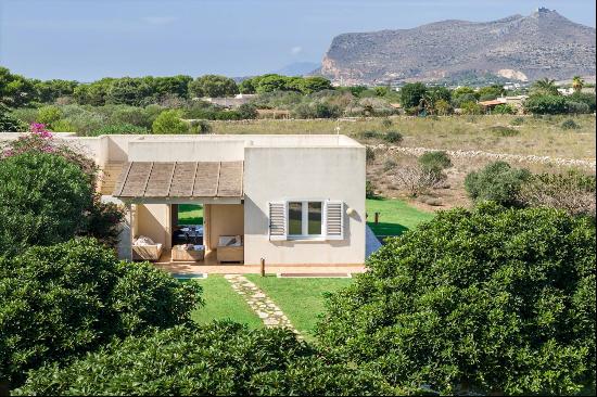 Villa near Cala Azzurra beach in Favignana