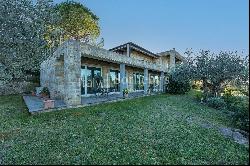 Modern villa with pool 10 km from Todi