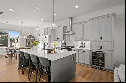 Beautiful Like-new Townhome in Desirable North Fulton Community