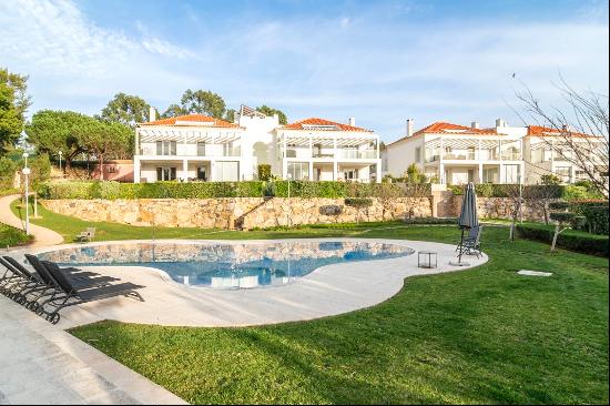 Fantastic, 4 bedroom Apartment, Bicesse, Estoril