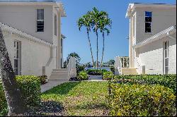 NAPLES - CROWN POINTE SHORES