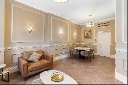 Immaculately refurbished apartment in Knightsbridge