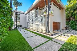 610 W Dilido Dr, Miami Beach FL 33139