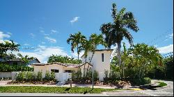 691 Ridgewood Rd, Key Biscayne FL 33149